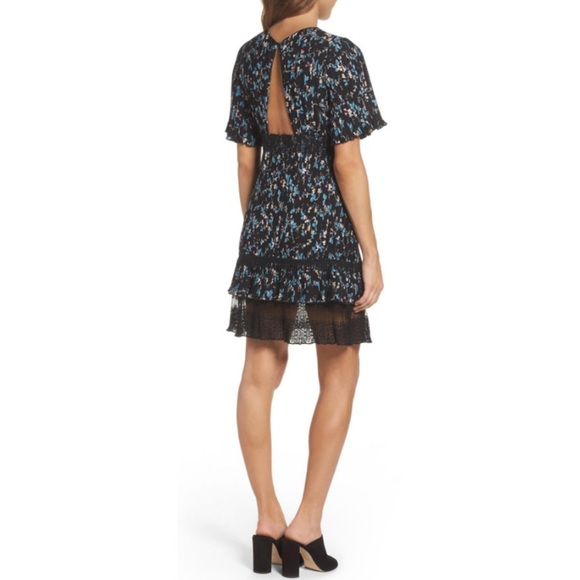 Chelsea28 Dresses & Skirts - NWT Floral Lace Dress by Chelsea28